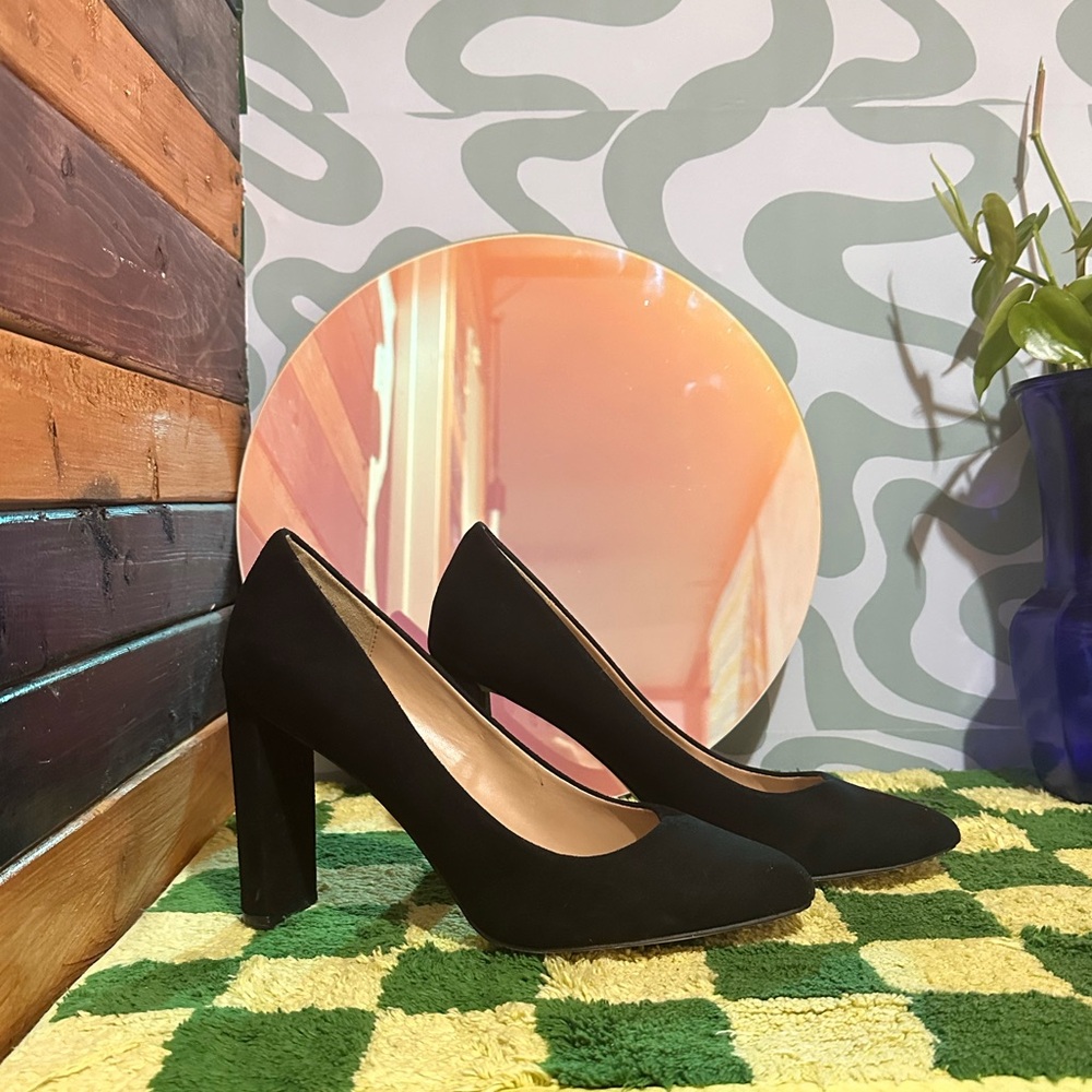 Daphne Block Heel Pump!
